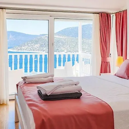 Sleeps 6 Pool Air Con Wifi Kalkan