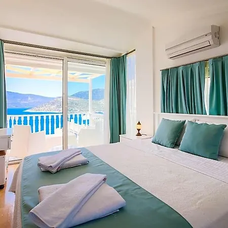 Sleeps 6 Pool Air Con Wifi Vilă
