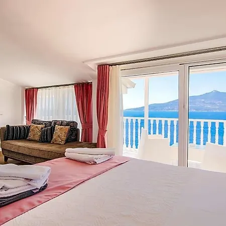 Sleeps 6 Pool Air Con Wifi Vilă *