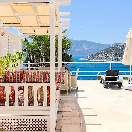 Willa Sleeps 6 Pool Air Con Wifi