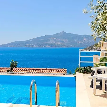 Willa Sleeps 6 Pool Air Con Wifi *