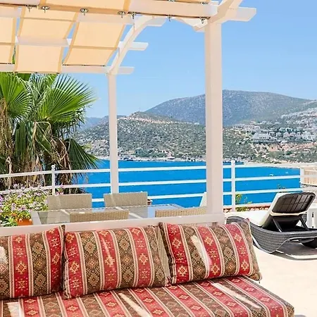 Willa Sleeps 6 Pool Air Con Wifi