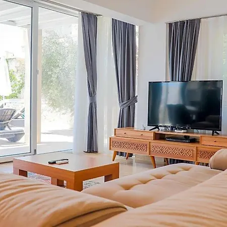 Willa Sleeps 6 Pool Air Con Wifi Kalkan